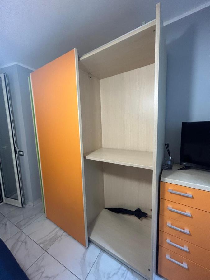 Casa Vacanze Qs 10 Διαμέρισμα Νάπολη Εξωτερικό φωτογραφία