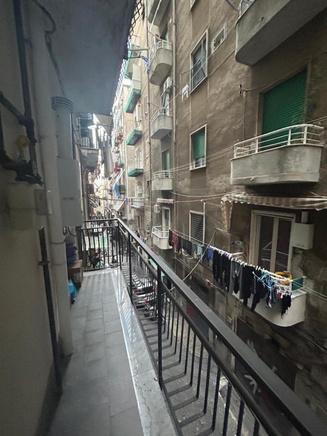 Casa Vacanze Qs 10 Διαμέρισμα Νάπολη Εξωτερικό φωτογραφία